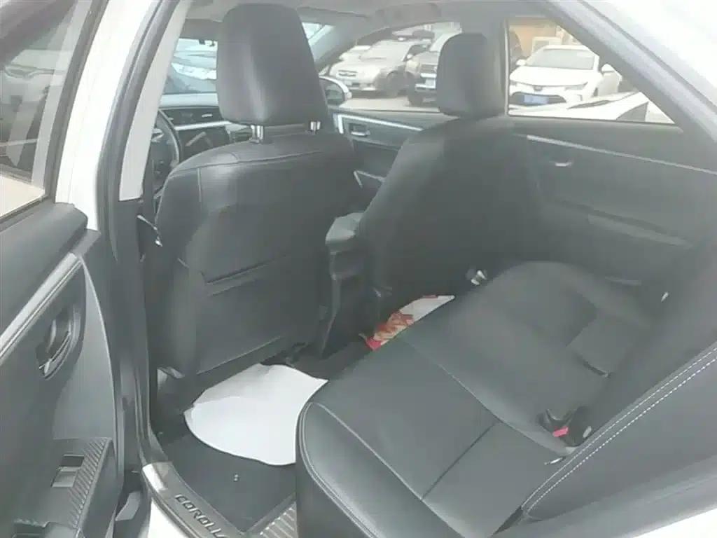 2014 Toyota Corolla 1.6L CVT GL-i Leather Edition — миниатюра 17