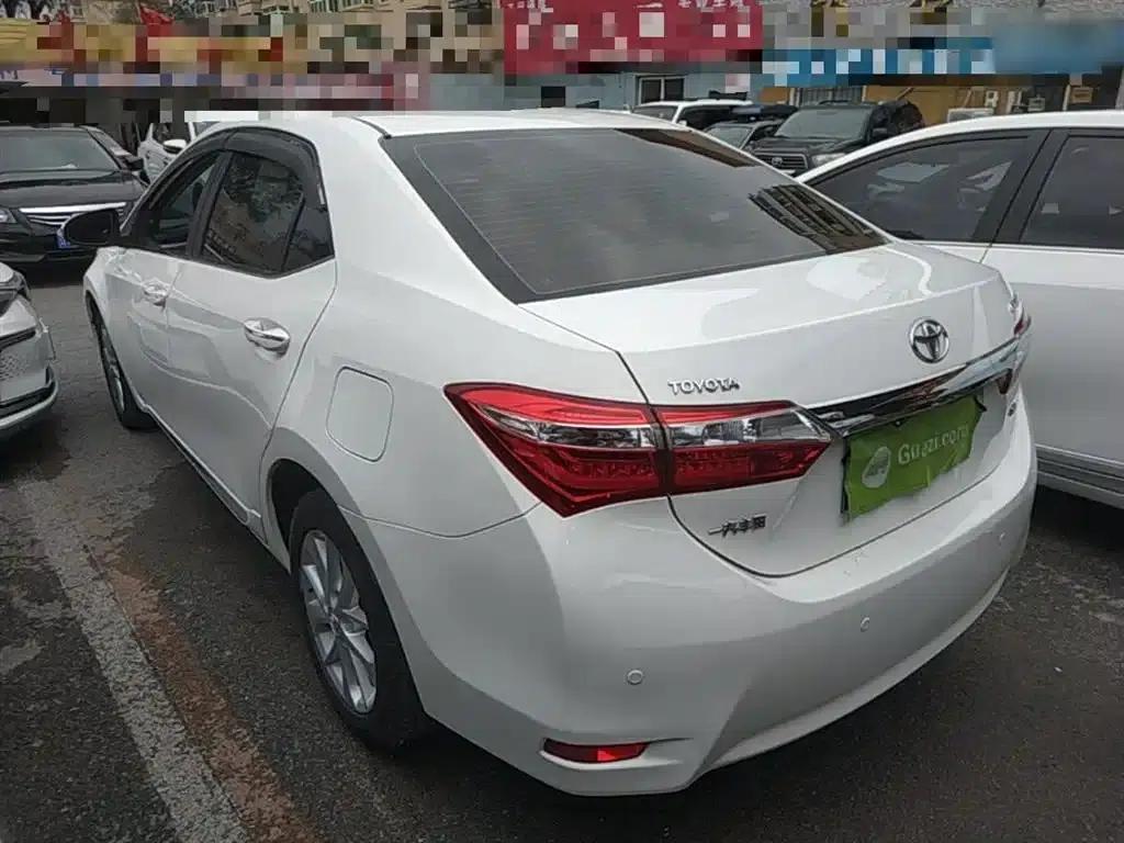 2014 Toyota Corolla 1.6L CVT GL-i Leather Edition — миниатюра 5