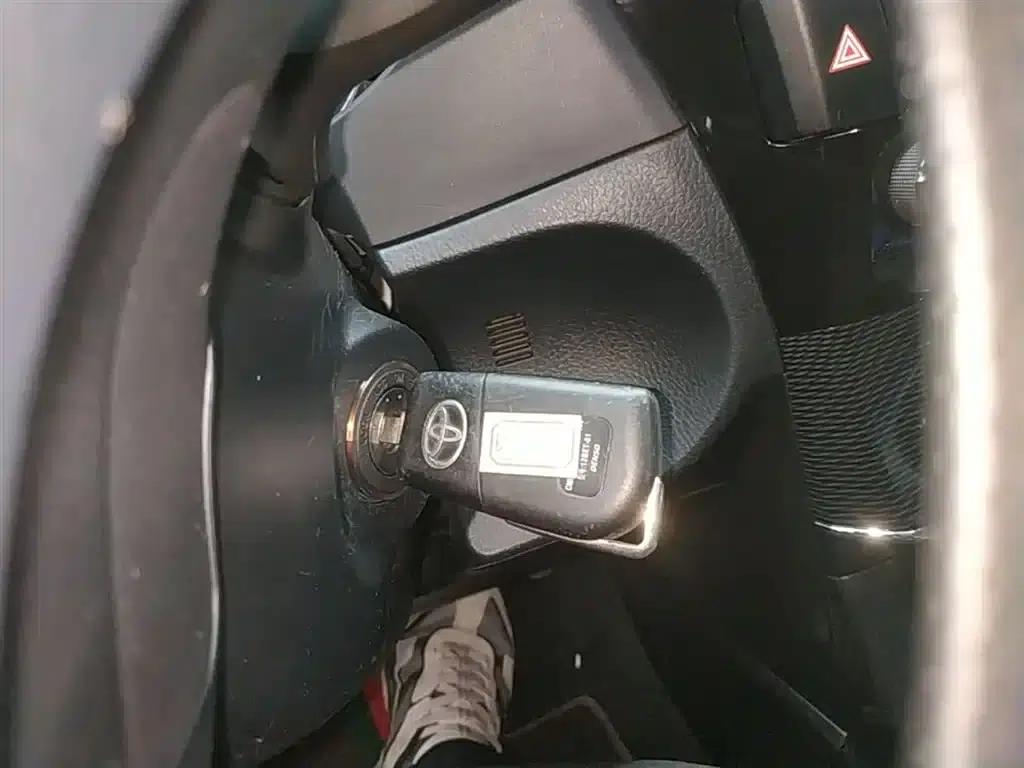 2014 Toyota Corolla 1.6L CVT GL-i Leather Edition — миниатюра 9
