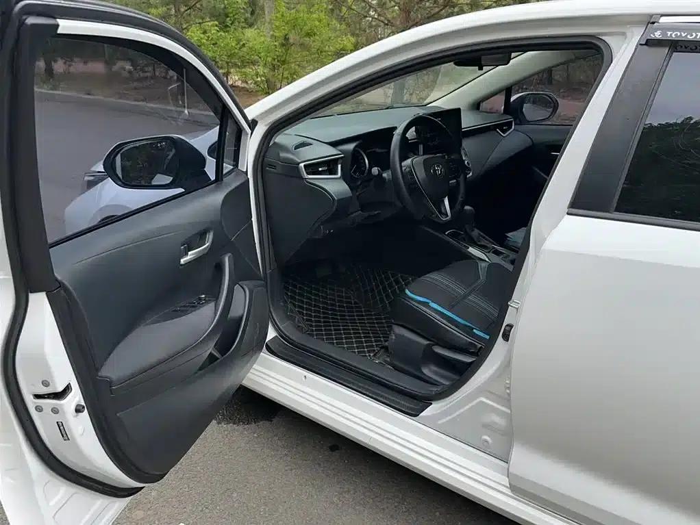 2021 Toyota Corolla 1.2T S-CVT Elite Edition — миниатюра 15