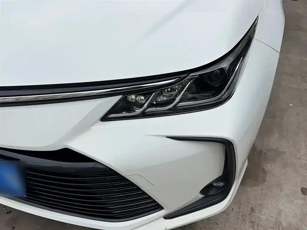 2021 Toyota Corolla 1.2T S-CVT Elite Edition — миниатюра 3