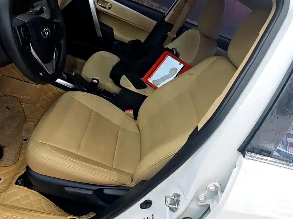2017 Corolla Facelift 1.2T S-CVT GL-i — миниатюра 15