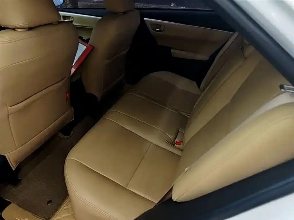 2017 Corolla Facelift 1.2T S-CVT GL-i — миниатюра 17
