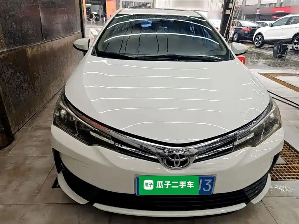 2017 Corolla Facelift 1.2T S-CVT GL-i — миниатюра 3
