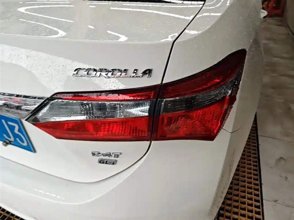 2017 Corolla Facelift 1.2T S-CVT GL-i — миниатюра 8