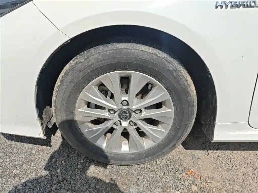 2023 Toyota Corolla 1.8L Intelligent Hybrid Pioneer Edition — миниатюра 23