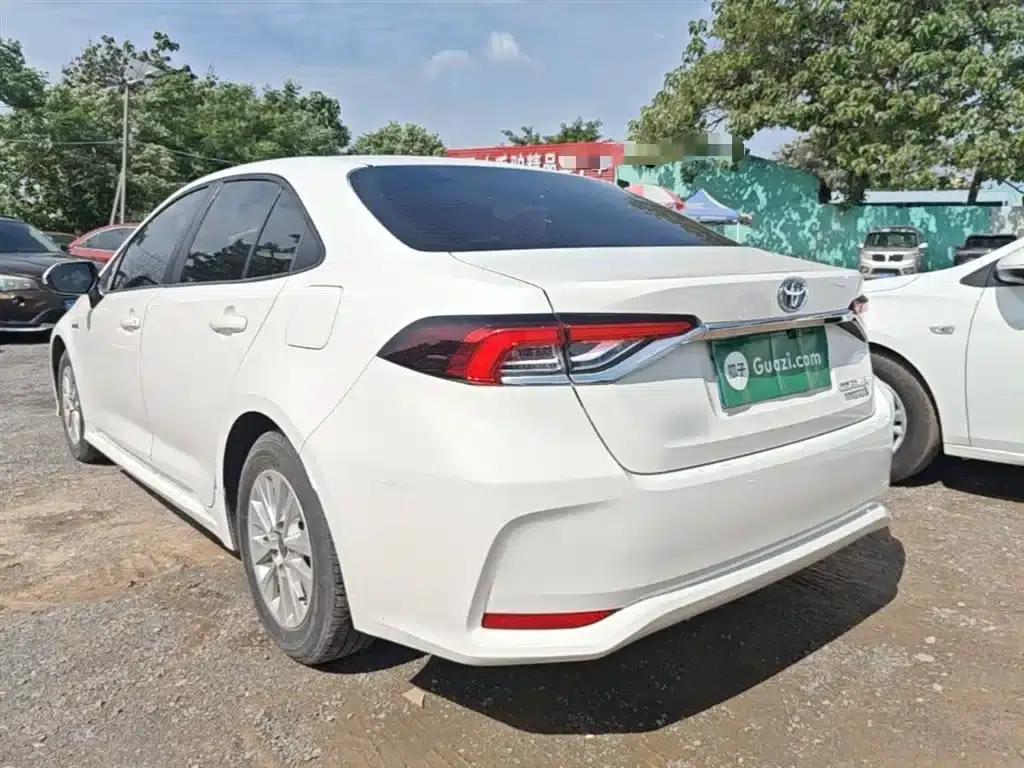 2023 Toyota Corolla 1.8L Intelligent Hybrid Pioneer Edition — миниатюра 5