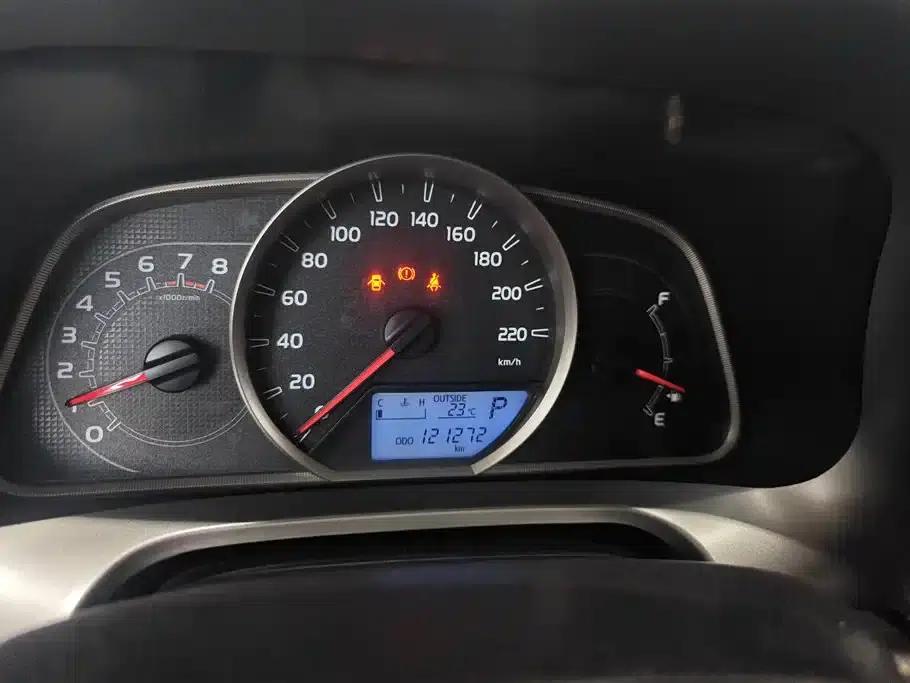2018 RAV4 2.0L CVT 2WD Fashion X Edition — миниатюра 14