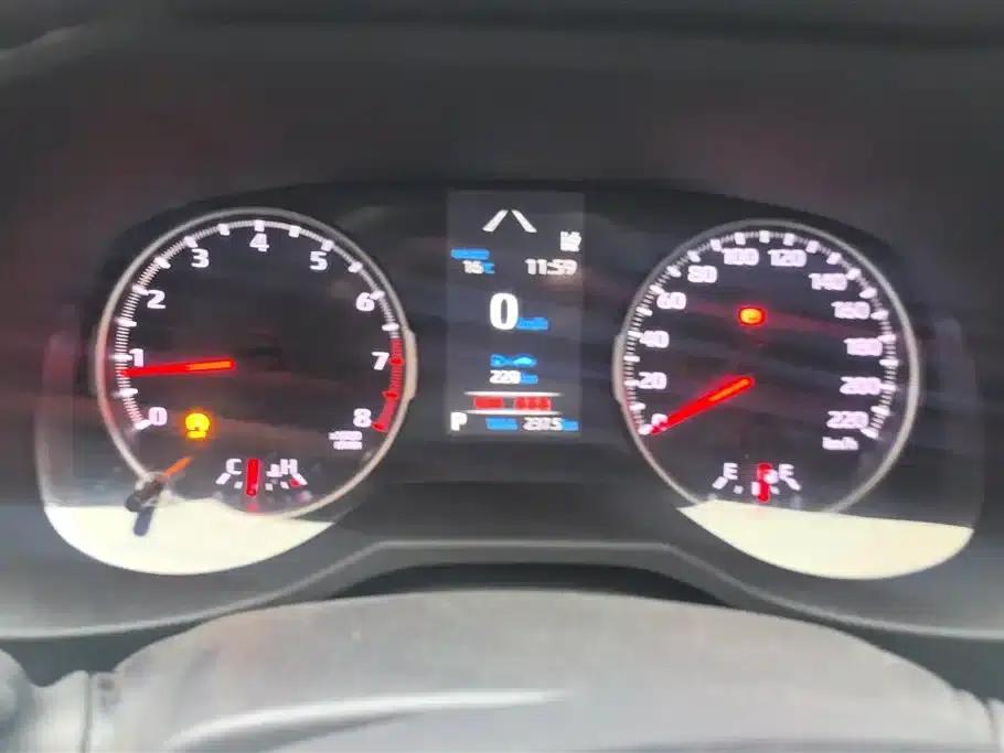 2024 RAV4 2.0L CVT 2WD Urban Edition — миниатюра 14