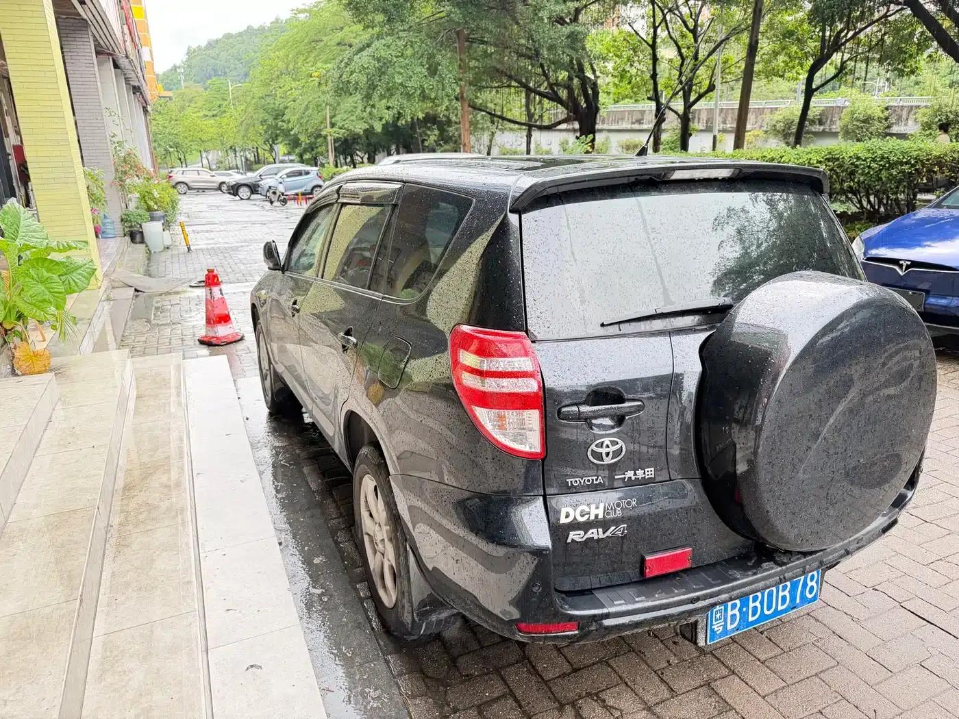 RAV4 2009 2.0L Automatic Classic Edition — миниатюра 12