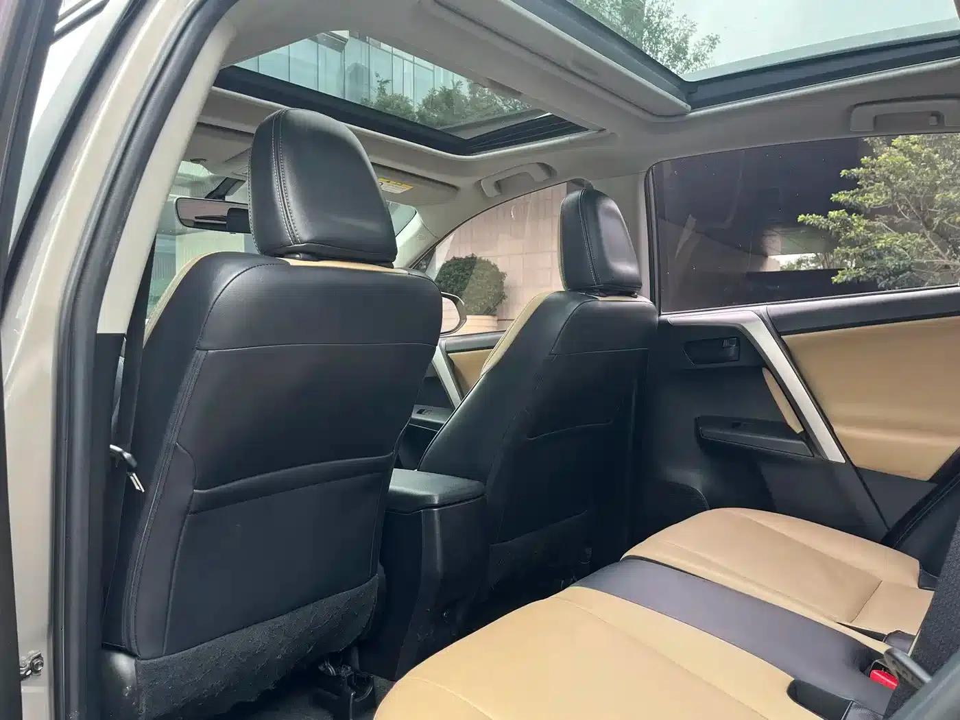 2016 RAV4 2.5L Automatic 4WD Elite Edition — миниатюра 15