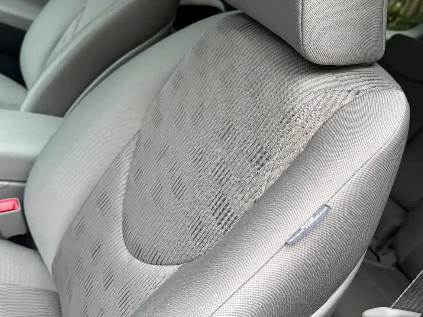 RAV4 2009 2.0L Automatic Luxury Edition — миниатюра 21