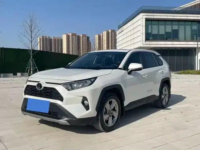 RAV4 2021 2.0L CVT 2WD Fashion Edition
