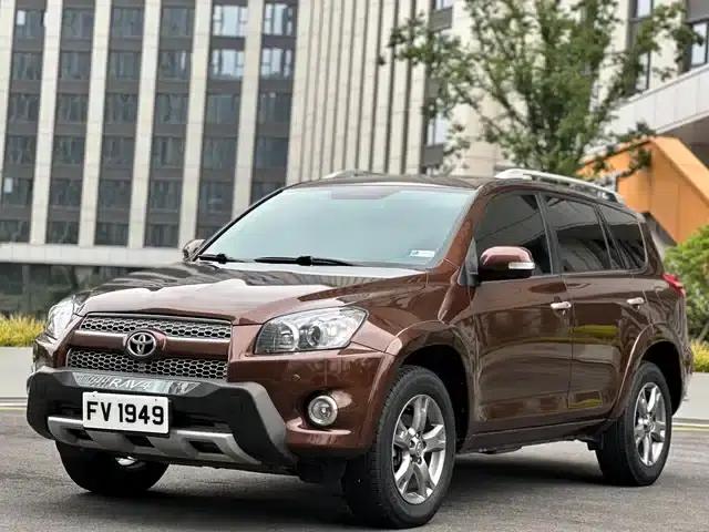 2013 RAV4 Special Edition 2.4L Automatic 4WD Premium