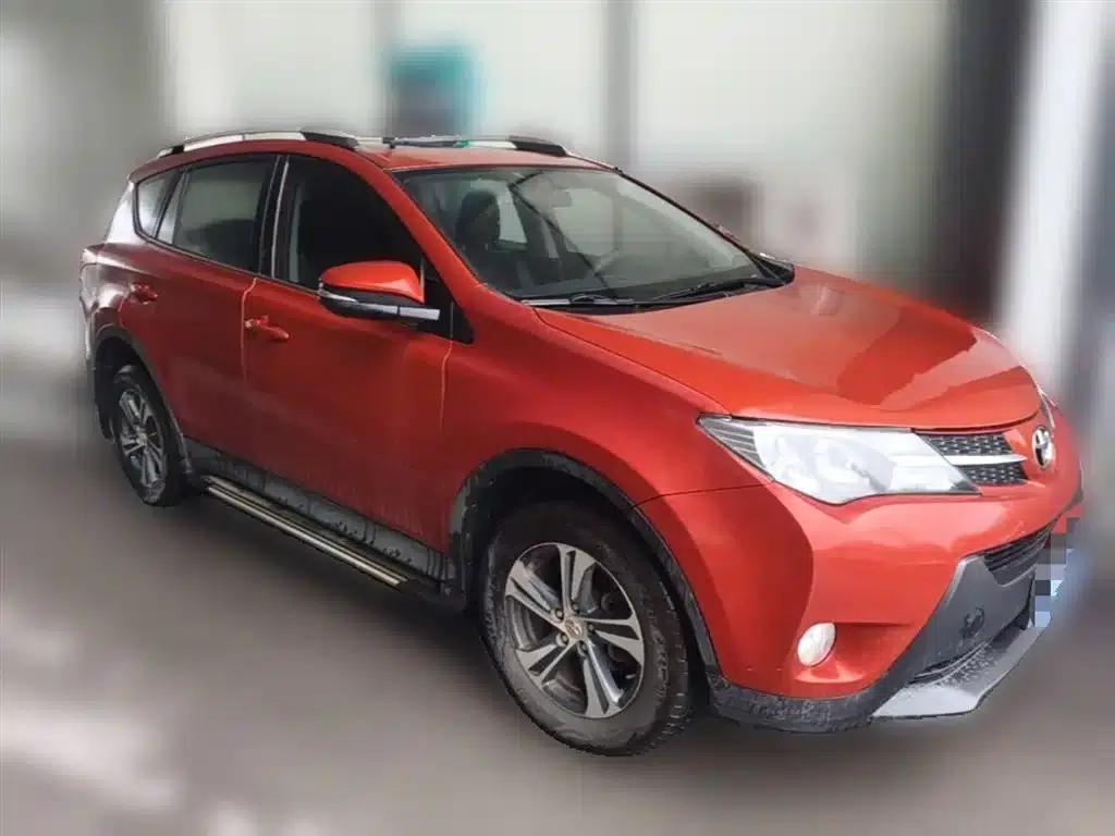 2015 RAV4 2.0L CVT 2WD Fashion Edition — миниатюра 7