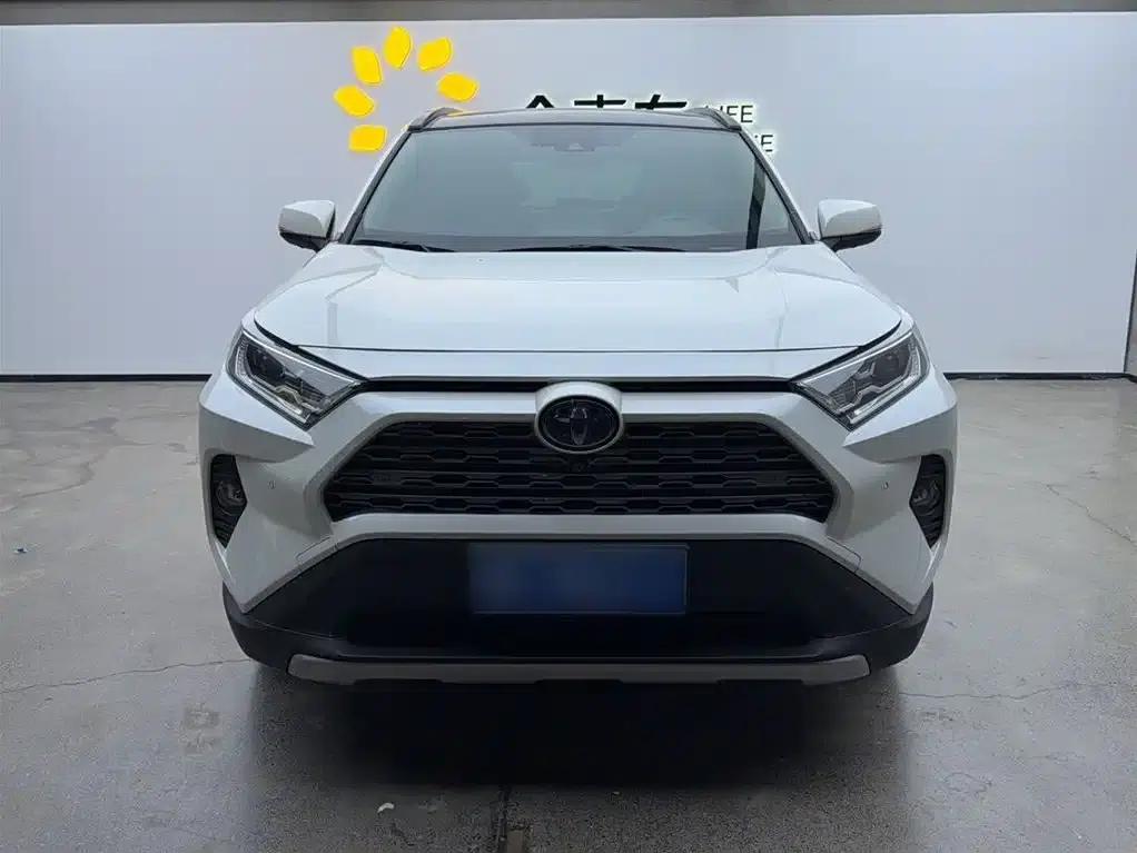 RAV4 2020 Hybrid 2.5L E-CVT AWD Flagship Edition — миниатюра 6