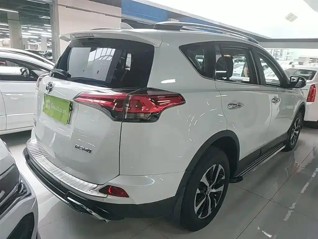 2016 Toyota RAV4 2.0L CVT 2WD Fashion Edition (National V Emission Standard) — миниатюра 7