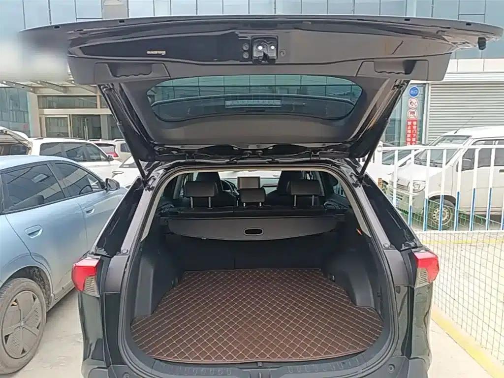 RAV4 2021 Facelift Hybrid 2.5L E-CVT AWD Elite PLUS Edition — миниатюра 19