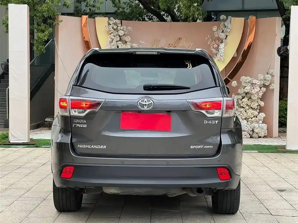 2017 Highlander 2.0T AWD Luxury 7-seater — миниатюра 8