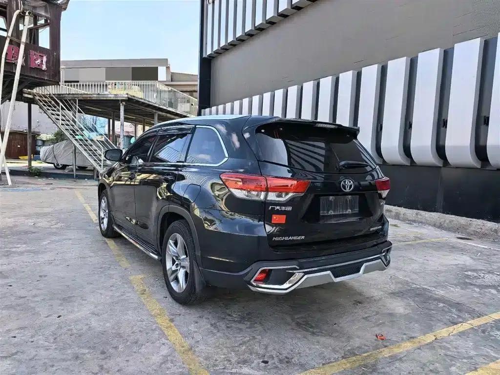 2021 Toyota Highlander 2.0T AWD Luxury 7-seater — миниатюра 4