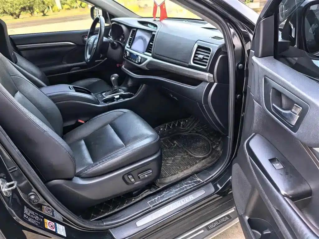 2021 Toyota Highlander 2.0T AWD Luxury 7-seater — миниатюра 6