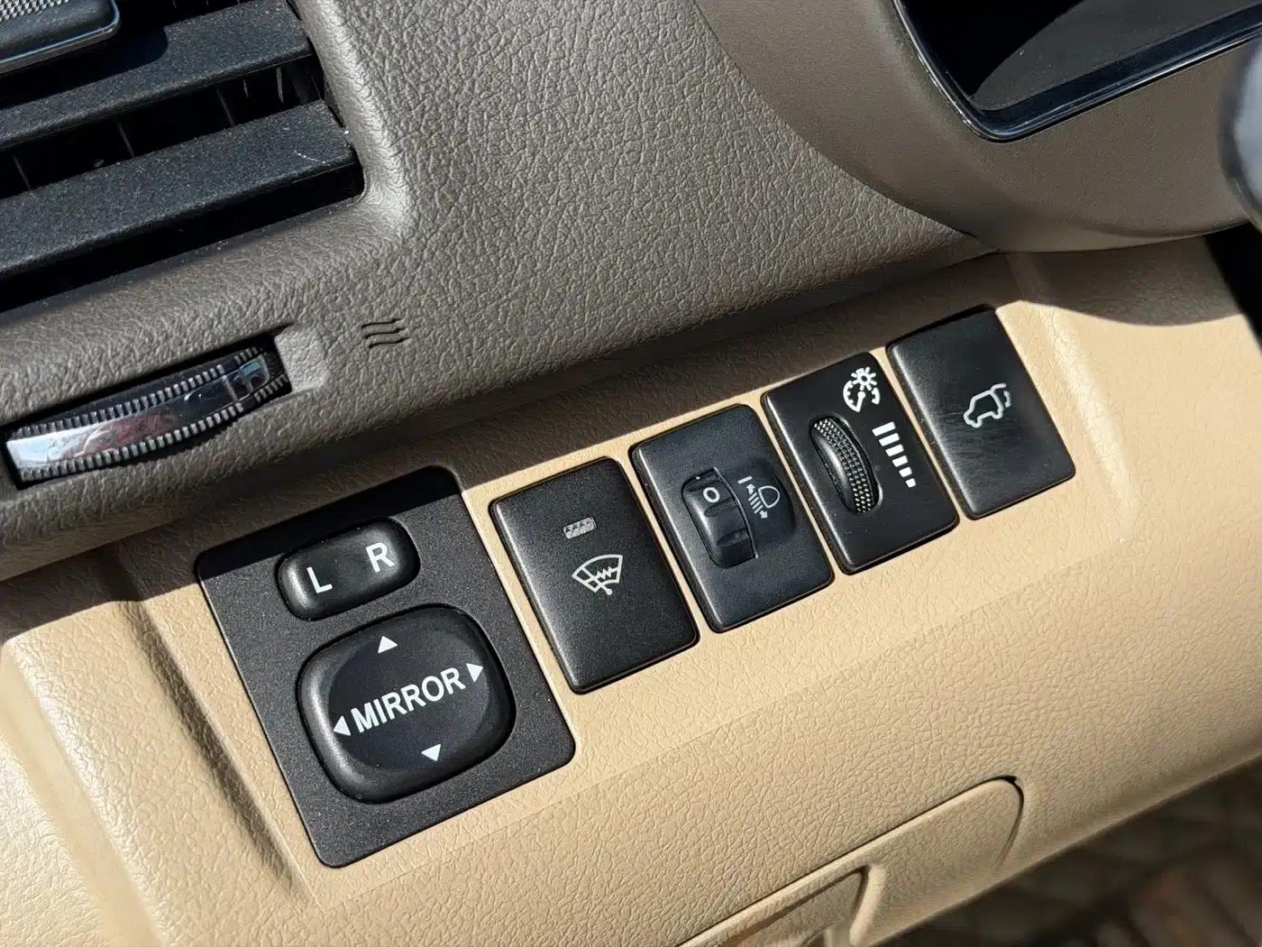 2012 Highlander 2.7L 2WD 7-seater Luxury Navigation Edition — миниатюра 9