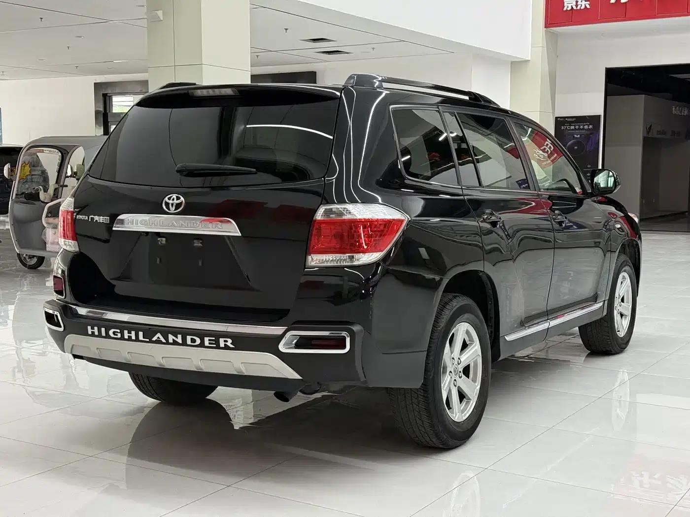 2013 Highlander 2.7L 2WD 5-seater Purple Gold Edition — миниатюра 6