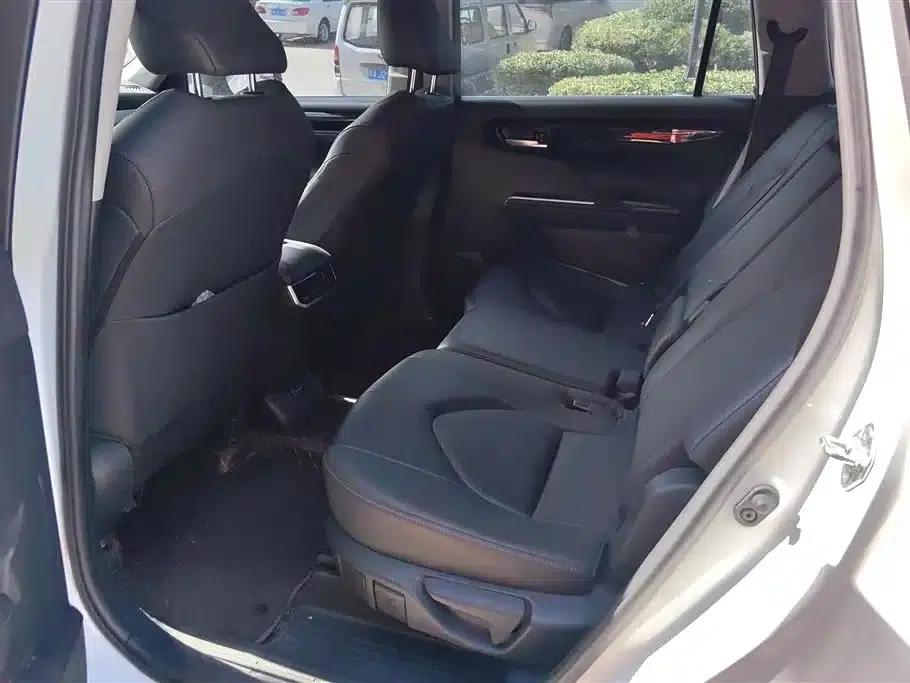 2022 Toyota Highlander 380T AWD Luxury 7-seater — миниатюра 11