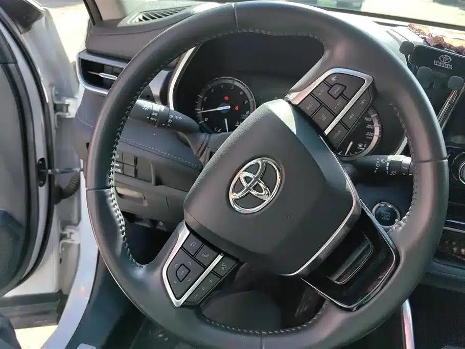 2022 Toyota Highlander 380T AWD Luxury 7-seater — миниатюра 15