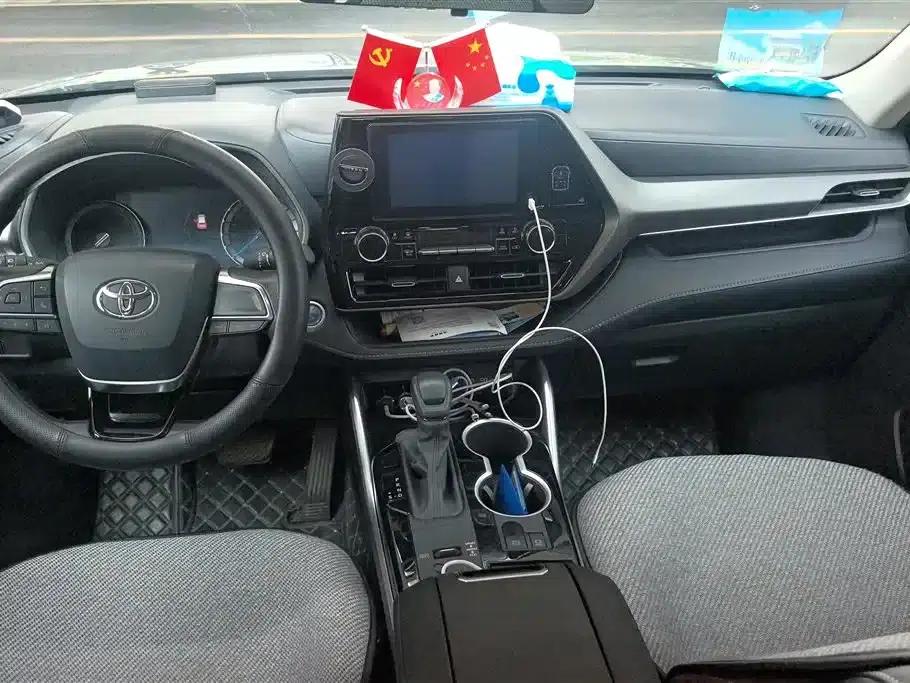 2022 Toyota Highlander Hybrid 2.5L 2WD Elite Edition 7-Seater — миниатюра 12