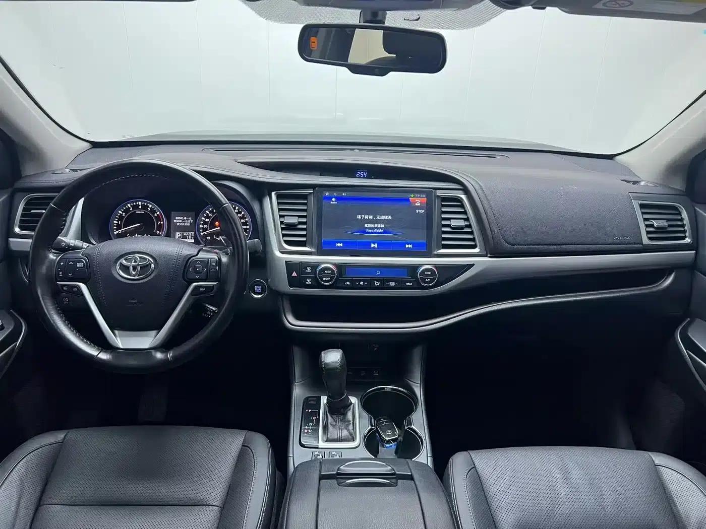 2017 Highlander 2.0T AWD Luxury 7-seater — миниатюра 8