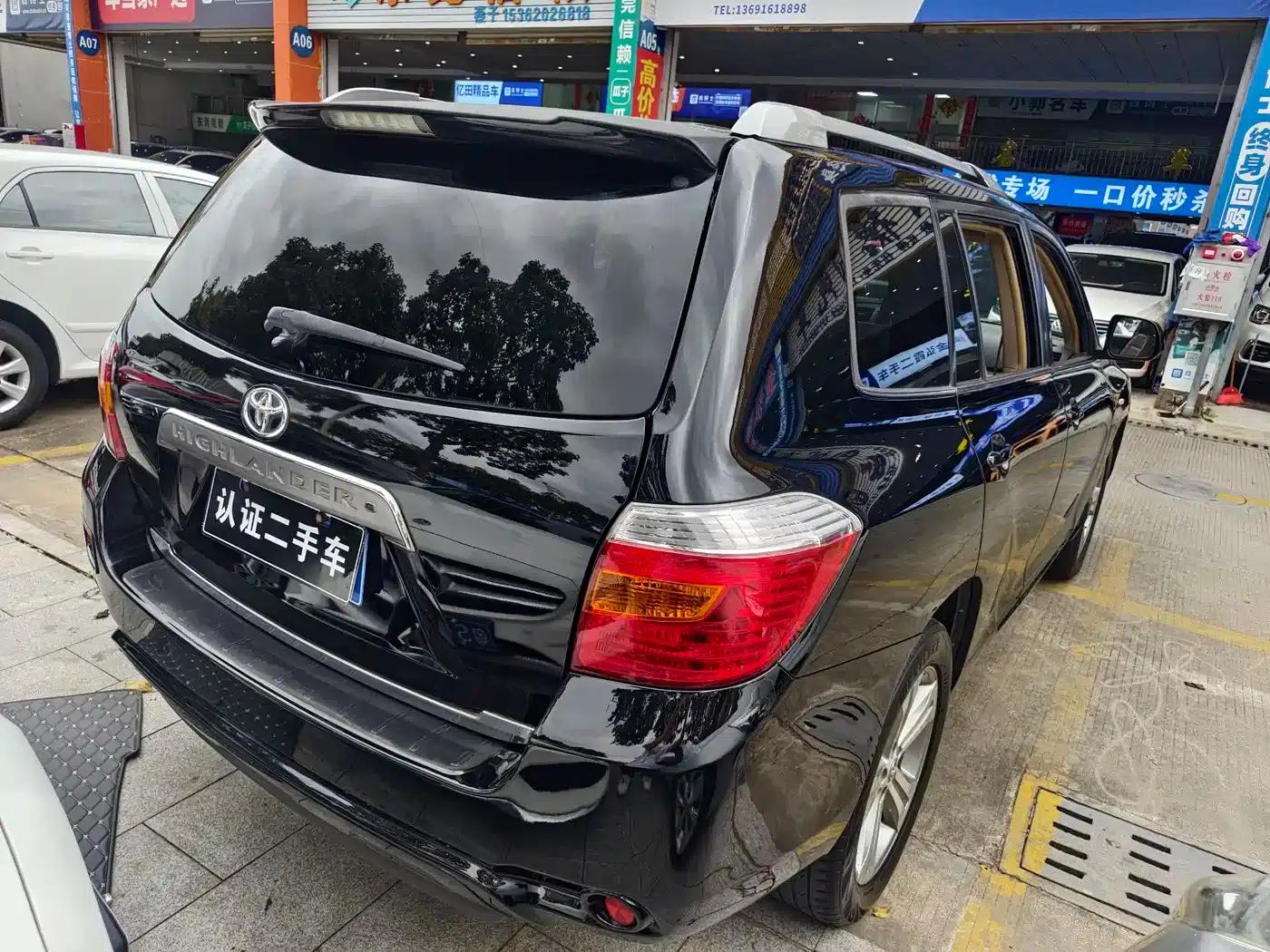 2011 Highlander 2.7L 2WD 7-seater Luxury Navigation Edition — миниатюра 8