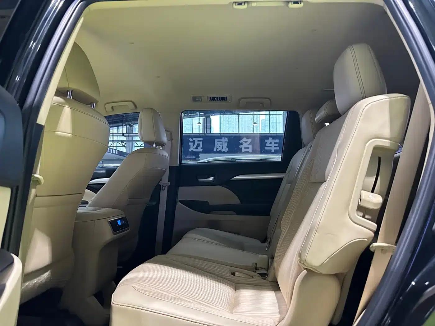2021 Toyota Highlander 2.0T AWD Elite Edition 7-seater — миниатюра 16