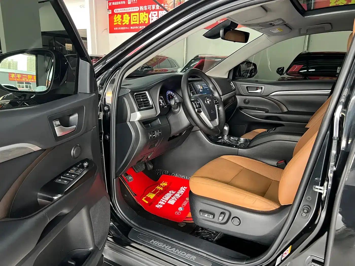 2018 Toyota Highlander 2.0T AWD Knight Edition 7-seater (China VI Emission Standard) — миниатюра 7