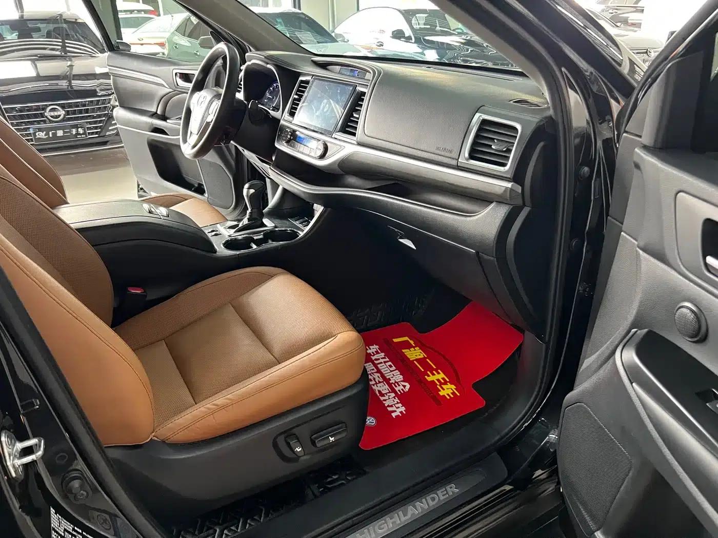 2018 Toyota Highlander 2.0T AWD Knight Edition 7-seater (China VI Emission Standard) — миниатюра 9