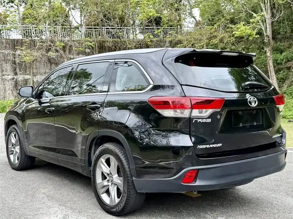 Highlander 2020 2.0T AWD Millionth Anniversary Edition 7-Seater — миниатюра 7