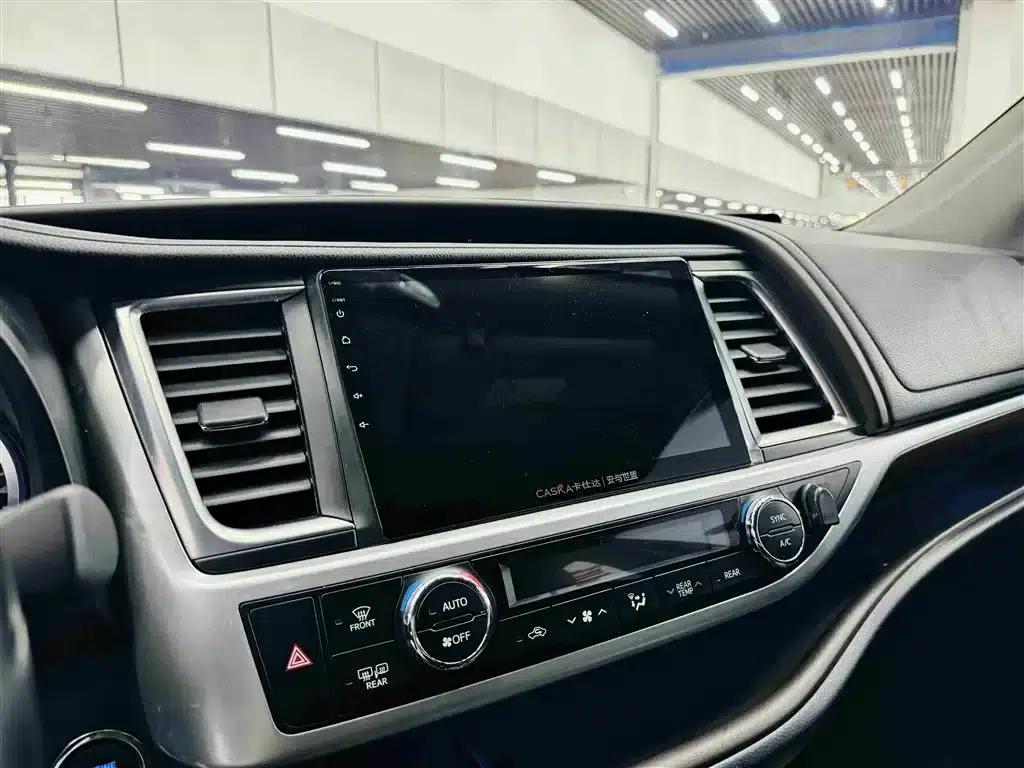 2017 Highlander 2.0T AWD Supreme Edition 7-seater — миниатюра 15