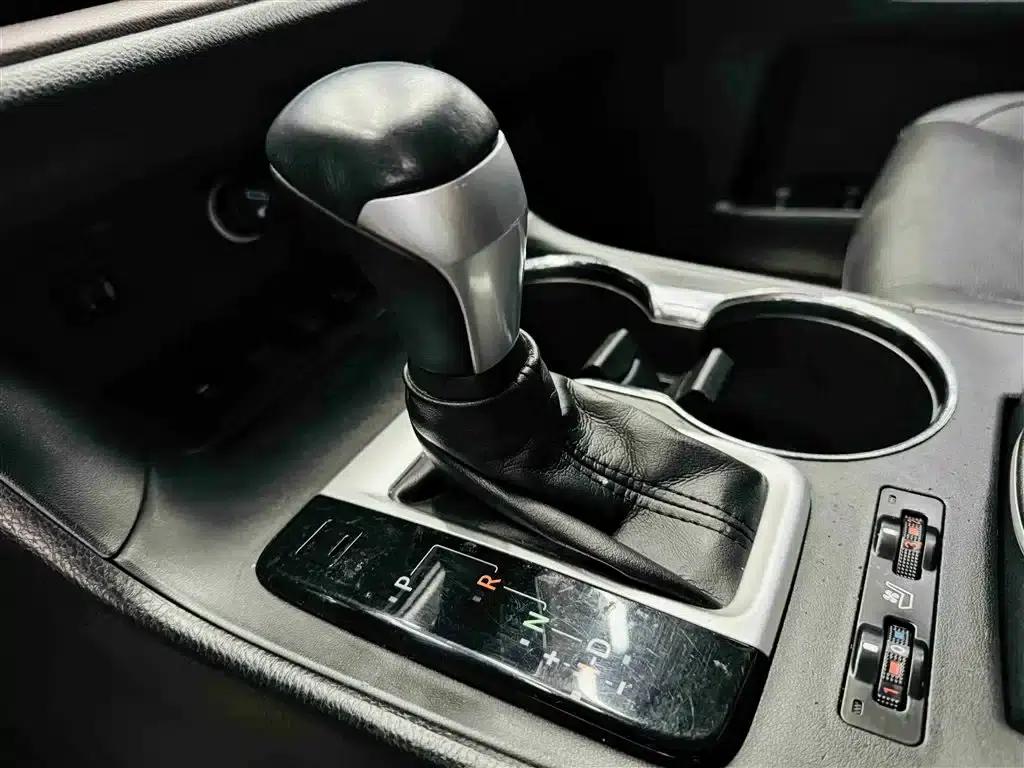 2017 Highlander 2.0T AWD Supreme Edition 7-seater — миниатюра 16