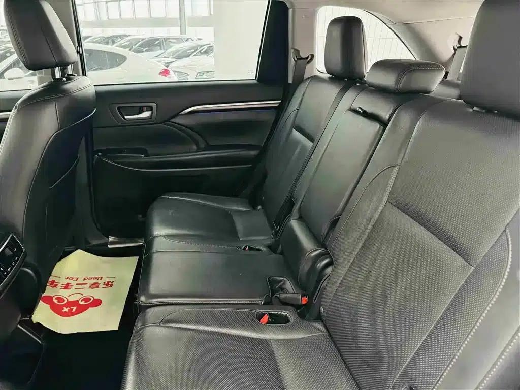 2017 Highlander 2.0T AWD Supreme Edition 7-seater — миниатюра 20