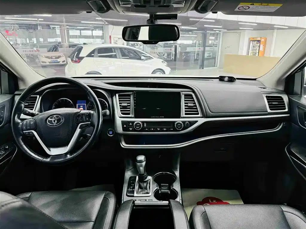 2017 Highlander 2.0T AWD Supreme Edition 7-seater — миниатюра 21