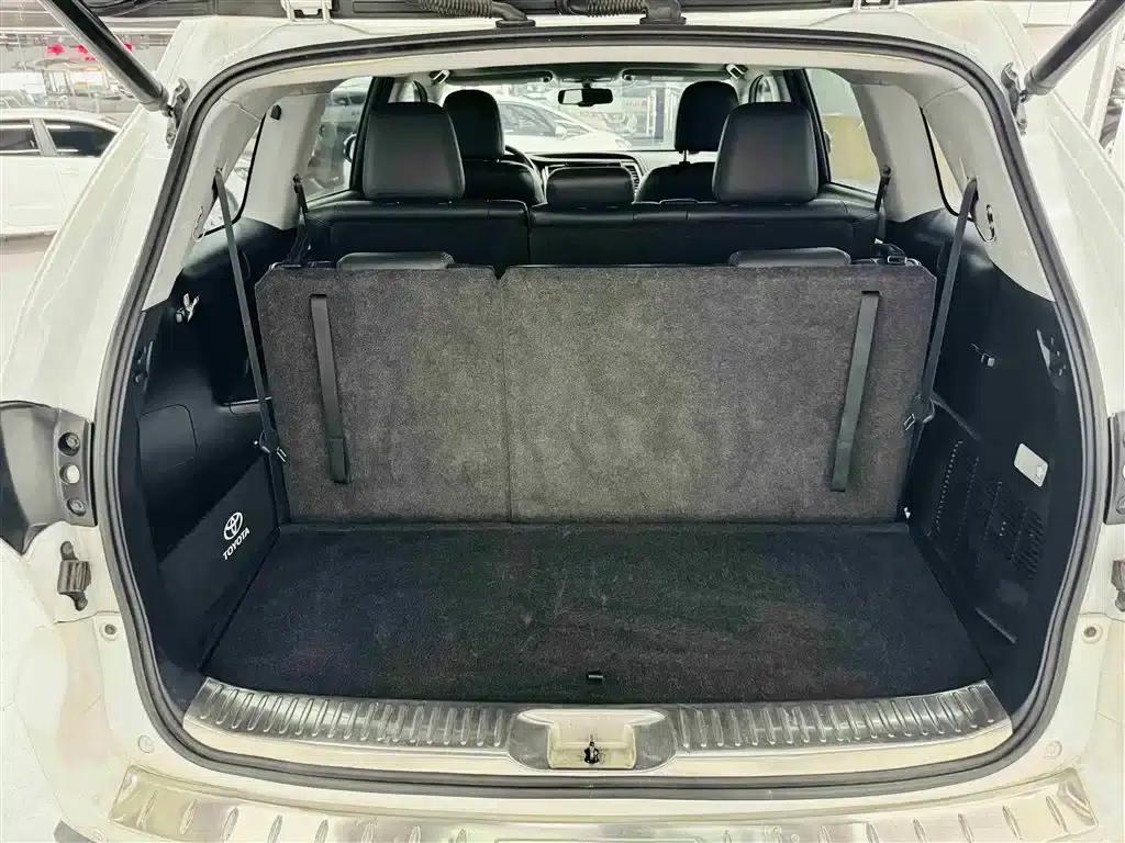 2017 Highlander 2.0T AWD Supreme Edition 7-seater — миниатюра 22