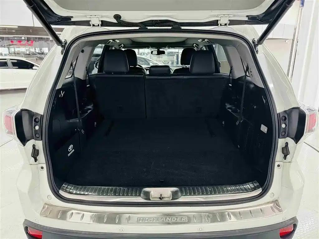 2017 Highlander 2.0T AWD Supreme Edition 7-seater — миниатюра 23