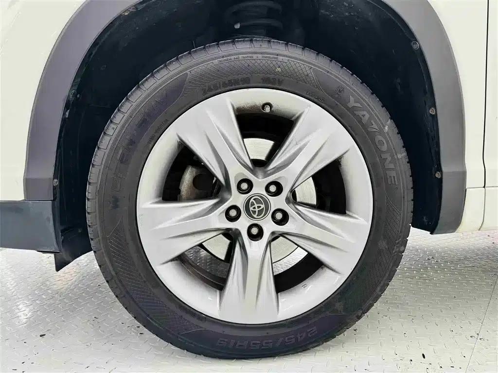 2017 Highlander 2.0T AWD Supreme Edition 7-seater — миниатюра 10