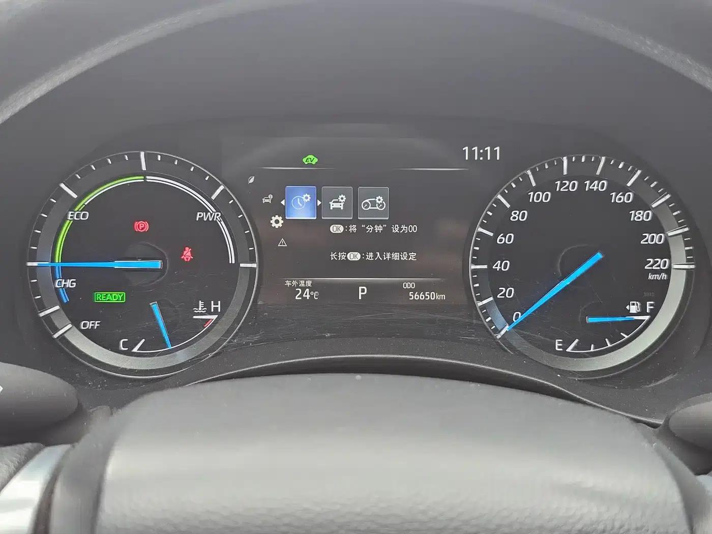2022 Toyota Highlander Hybrid 2.5L 2WD Elite Edition 7-Seater — миниатюра 12