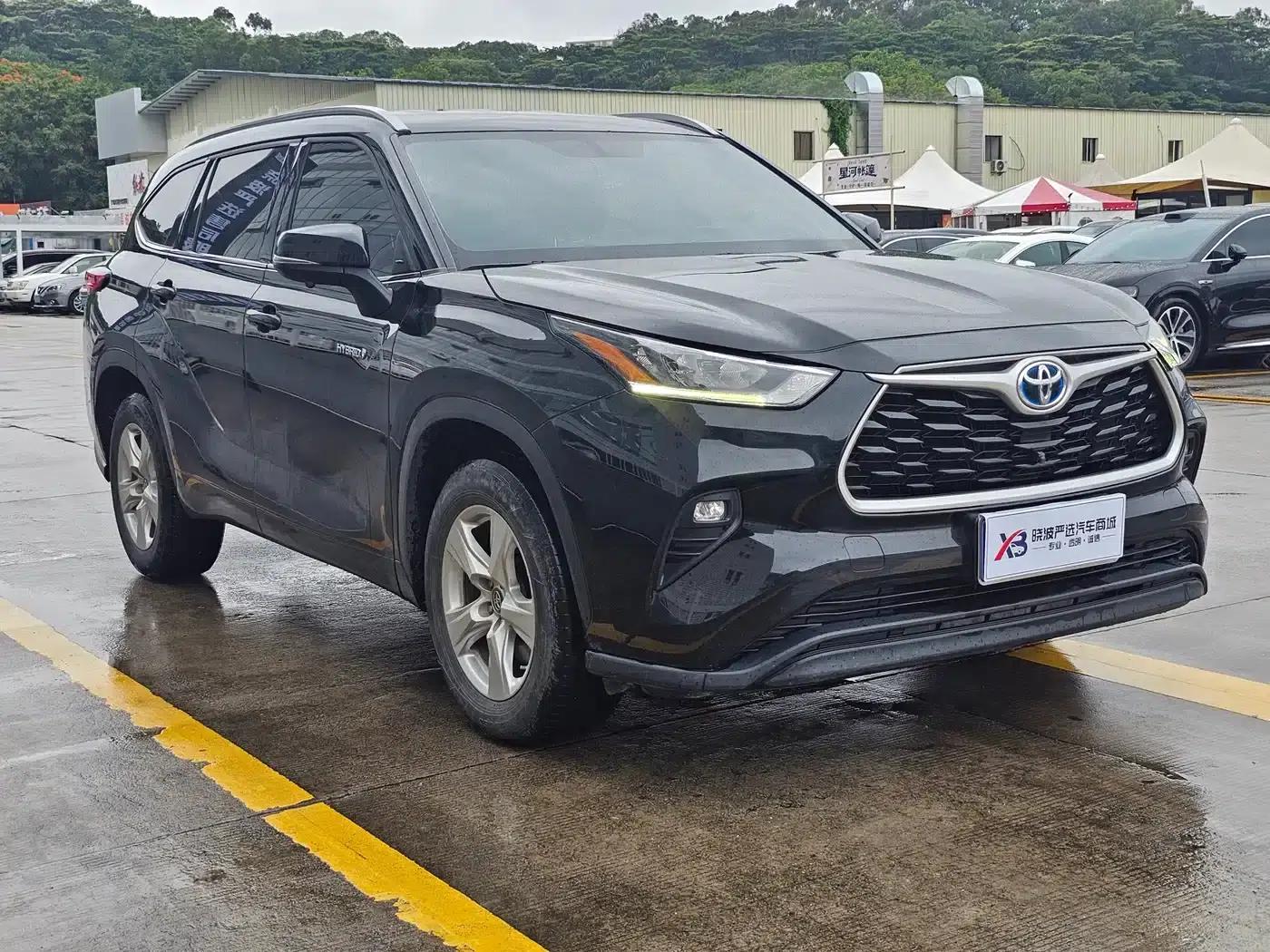 2022 Toyota Highlander Hybrid 2.5L 2WD Elite Edition 7-Seater — миниатюра 3