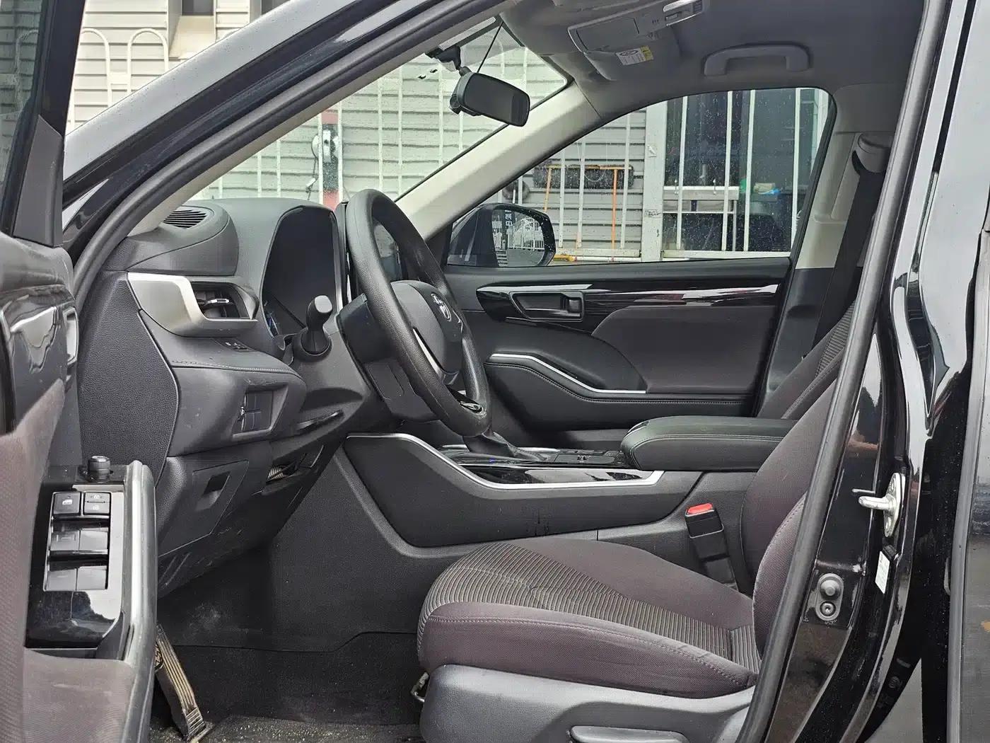 2022 Toyota Highlander Hybrid 2.5L 2WD Elite Edition 7-Seater — миниатюра 4