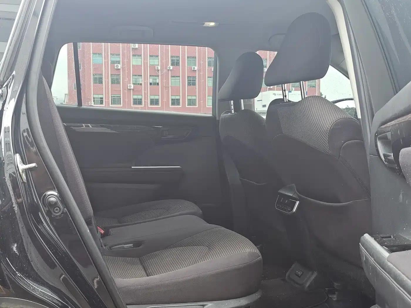 2022 Toyota Highlander Hybrid 2.5L 2WD Elite Edition 7-Seater — миниатюра 7