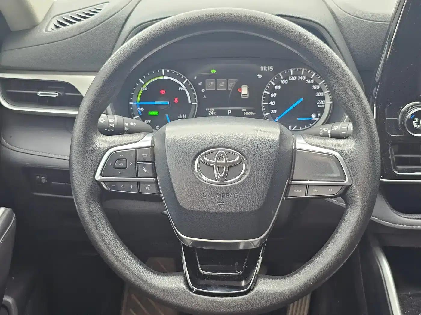 2022 Toyota Highlander Hybrid 2.5L 2WD Elite Edition 7-Seater — миниатюра 9