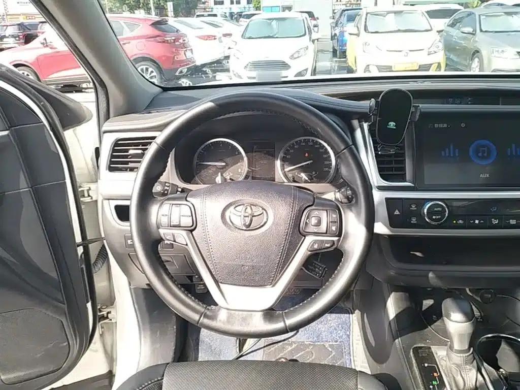 2021 Toyota Highlander 2.0T AWD Luxury 7-seater — миниатюра 11