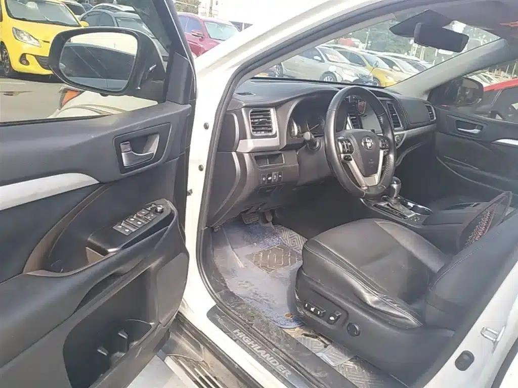 2021 Toyota Highlander 2.0T AWD Luxury 7-seater — миниатюра 16